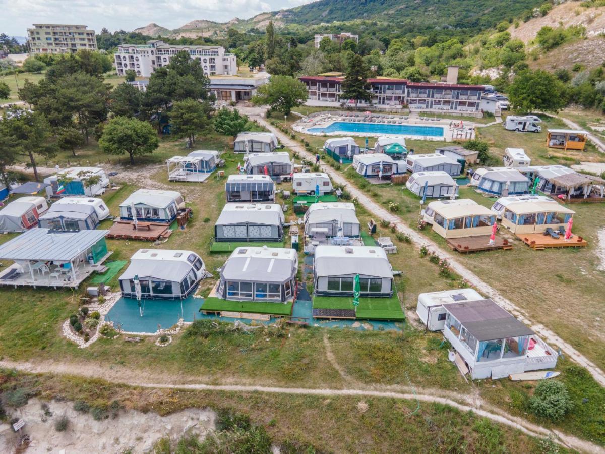 Camping Saint George 托波拉 外观 照片
