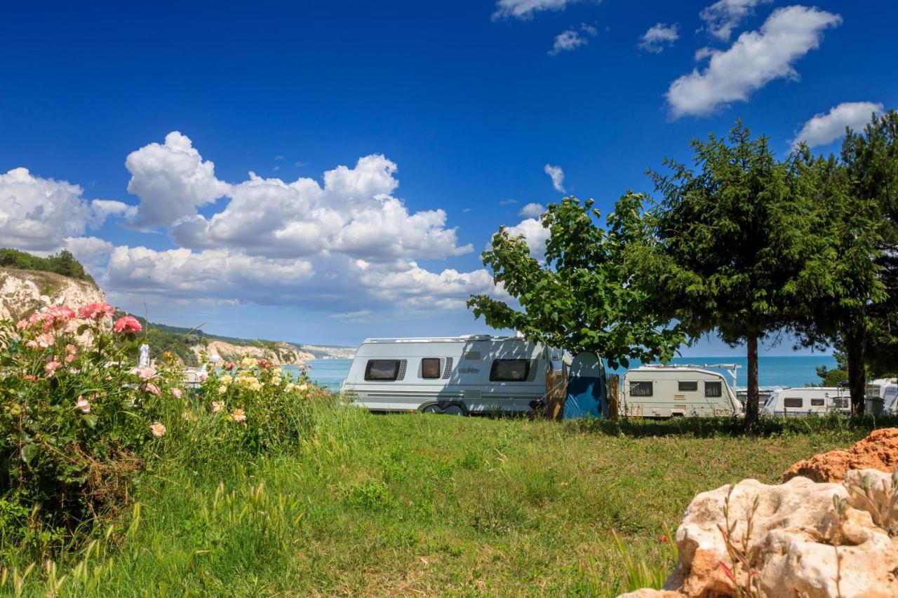 Camping Saint George 托波拉 外观 照片
