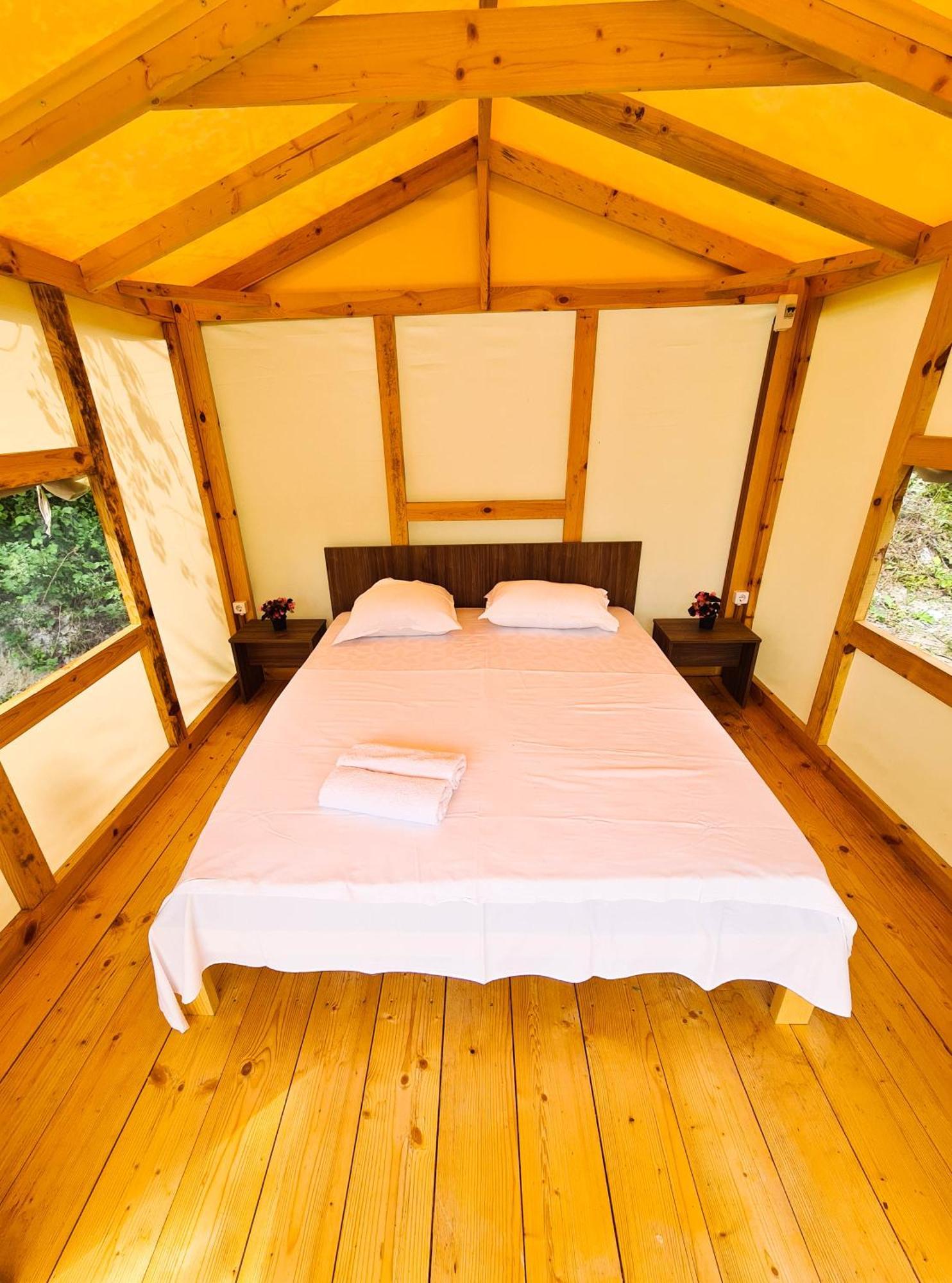 Camping Saint George 托波拉 外观 照片